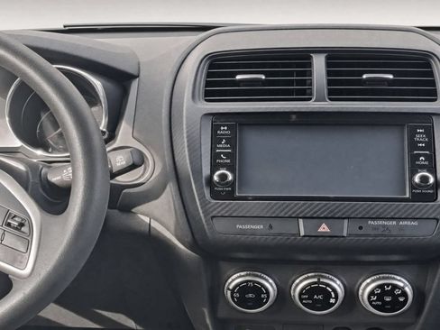 Used 2021 Mitsubishi Outlander Sport ES AWD/4WD image 22