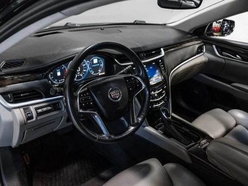 Used 2013 Cadillac XTS Premium FWD image 4