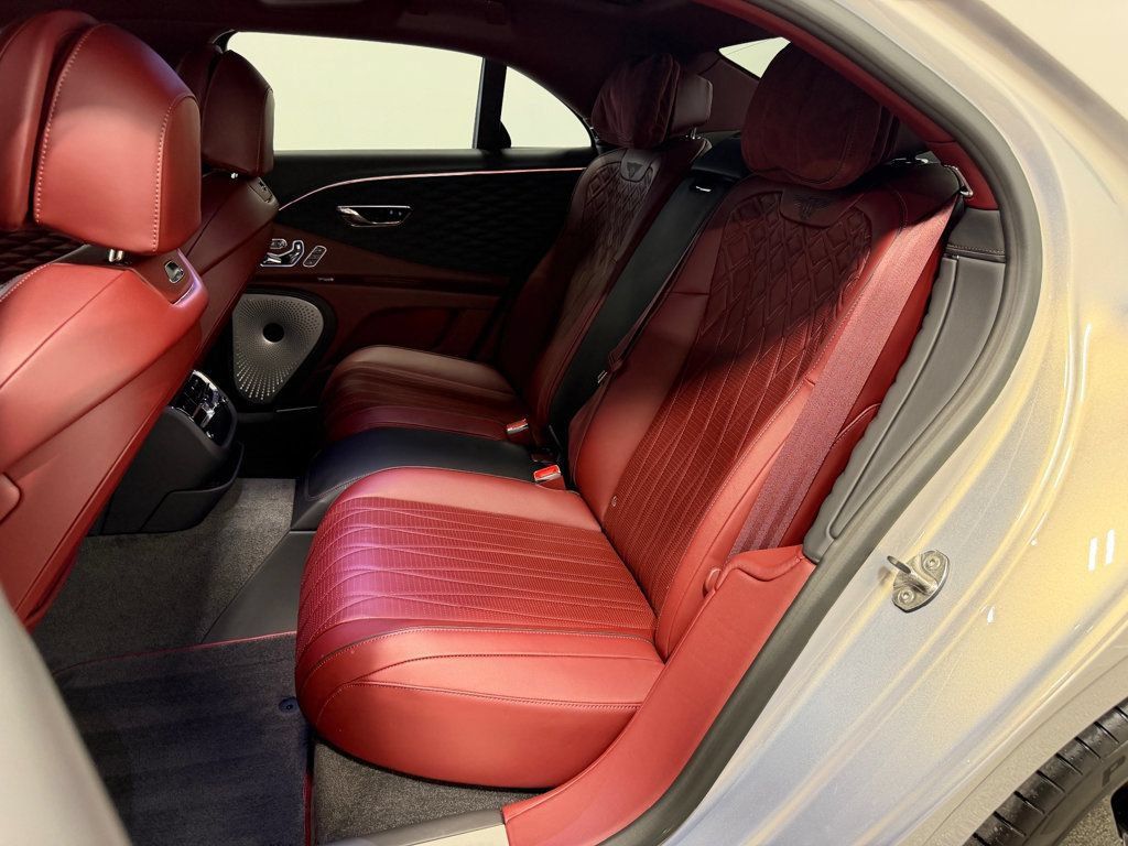 Used 2022 Bentley Flying Spur W12 AWD/4WD image 8