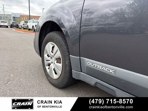 Used 2013 Subaru Outback 2.5i image 10