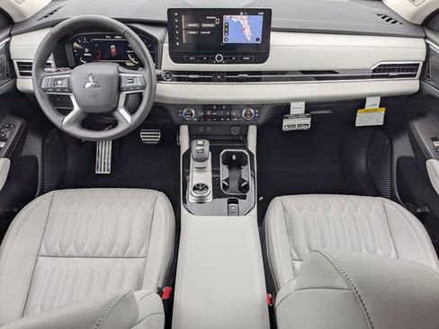 New 2026 Mitsubishi Outlander SEL FWD image 16
