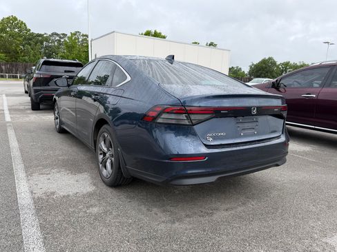 Used 2023 Honda Accord EX image 3
