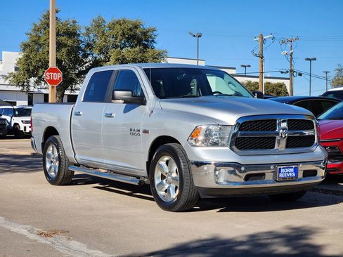 Used 2016 RAM 1500 Lone Star image 3