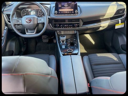 New 2026 Nissan Rogue SV AWD/4WD image 22
