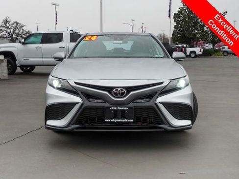 Certified 2024 Toyota Camry SE image 3