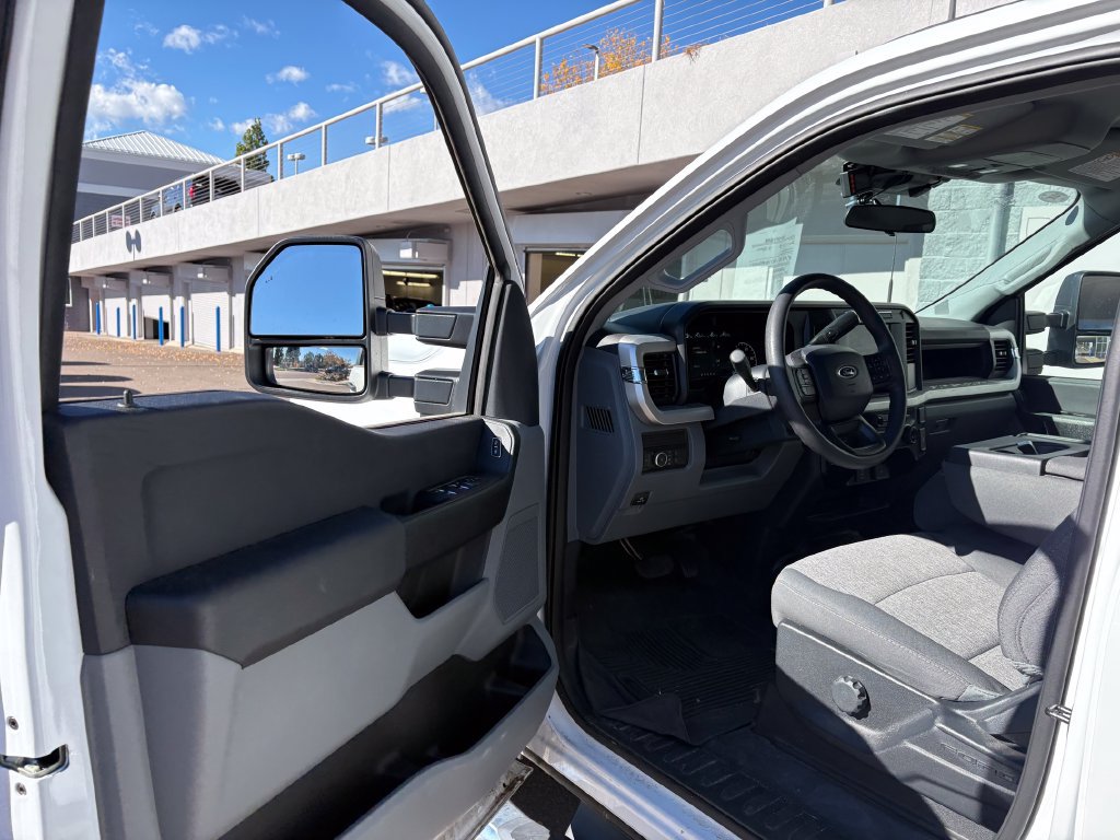 Used 2024 Ford F350 XL w/ 360-Degree Camera Package AWD/4WD image 15