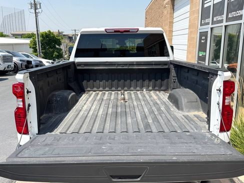 Used 2025 Chevrolet Silverado 2500 Custom w/ Custom Value Package AWD/4WD image 10