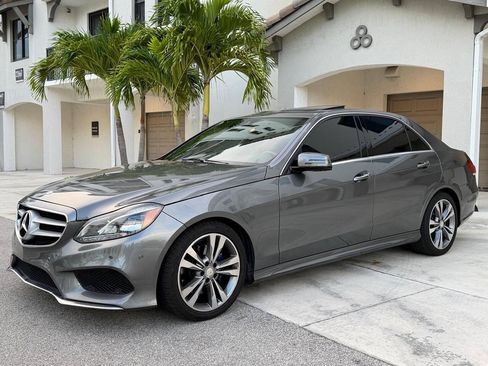Used 2016 Mercedes-Benz E 350 Sedan w/ Premium Package image 2