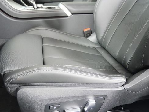 New 2026 BMW 840i Convertible image 11