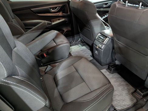 Used 2023 Subaru Ascent Premium w/ Convenience Package image 21