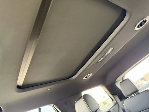 Used 2023 Chevrolet Traverse Premier w/ Redline Edition image 22
