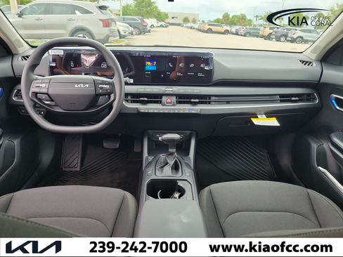 New 2026 Kia K4 FWD image 14