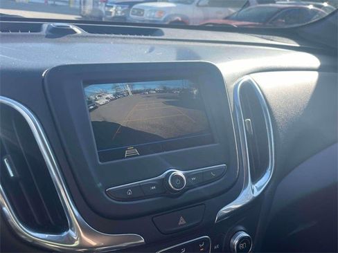 Used 2019 Chevrolet Equinox LT image 28