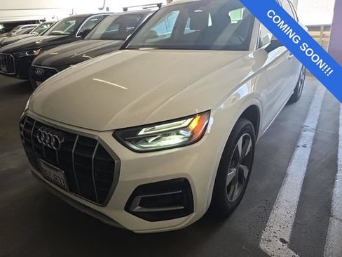 Used 2023 Audi Q5 2.0T Premium w/ Convenience Package AWD/4WD image 4