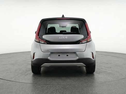 Used 2025 Kia Soul LX w/ LX Technology Package image 7