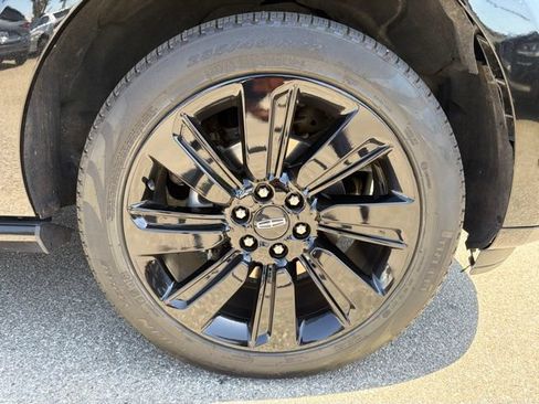 Used 2023 Lincoln Navigator L Reserve w/ Monochromatic Package AWD/4WD image 28