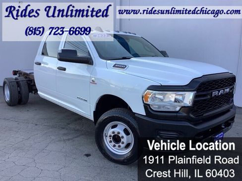 Used 2022 RAM 3500 Tradesman image 12