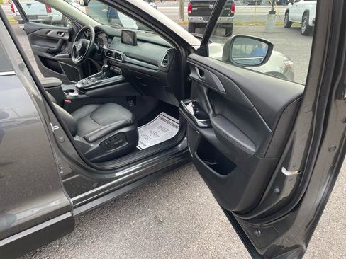 Used 2018 MAZDA CX-9 Touring w/ Touring Premium Package image 26