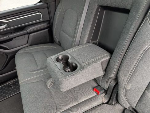 Used 2020 RAM 1500 Big Horn AWD/4WD image 18