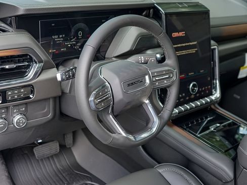 New 2026 GMC Yukon Denali w/ Sun & Power Step Package AWD/4WD image 9