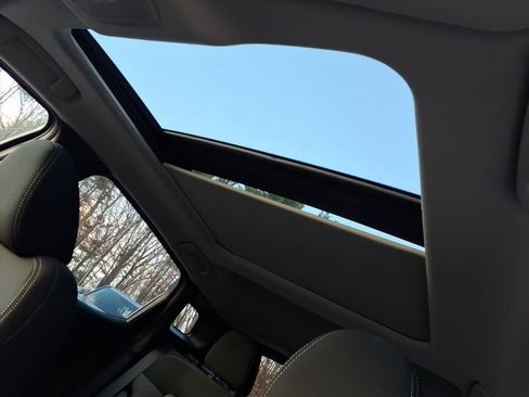 New 2026 Nissan Kicks SV w/ SV Premium Package image 10