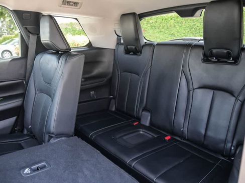 Used 2023 INFINITI QX60 Sensory w/ Vision Package AWD/4WD image 19