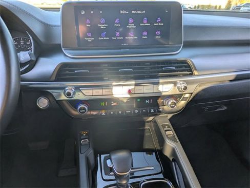 Used 2022 Kia Telluride S image 32