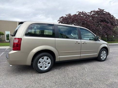 Used 2009 Dodge Grand Caravan SE FWD image 7