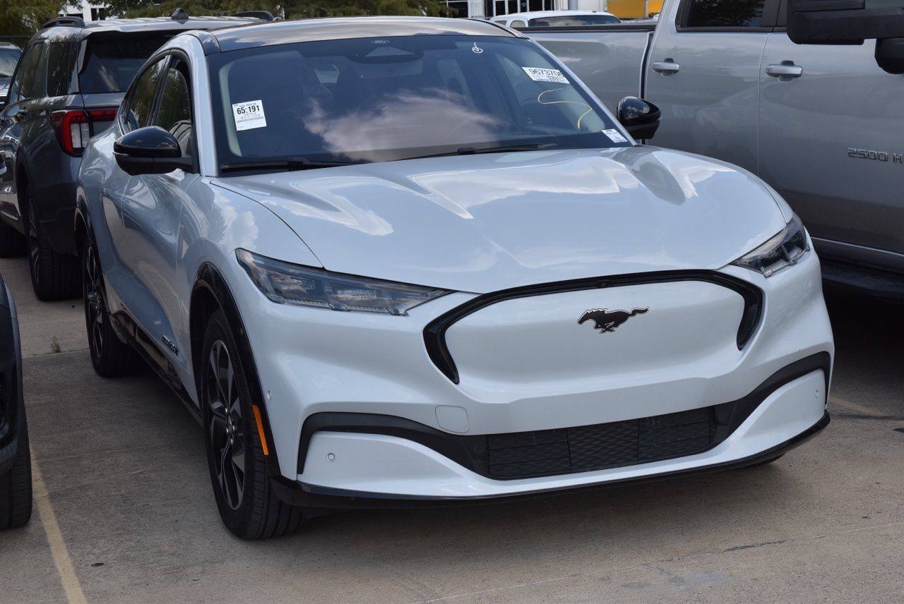 Used 2023 Ford Mustang Mach-E Premium RWD image 4