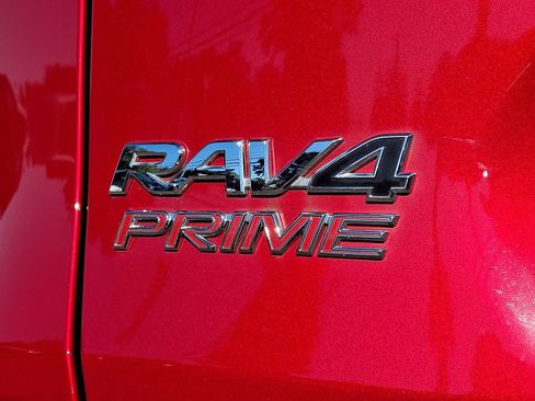 Used 2023 Toyota RAV4 SE w/ Weather & Moonroof Package AWD/4WD image 34