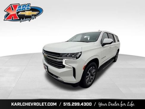 Used 2024 Chevrolet Suburban LT AWD/4WD image 1