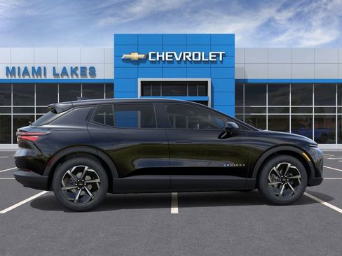 New 2026 Chevrolet Equinox EV LT image 5