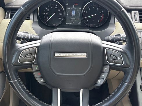 Used 2018 Land Rover Range Rover Evoque SE Premium AWD/4WD image 12