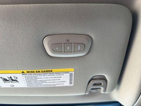 Used 2025 RAM 3500 Longhorn image 25