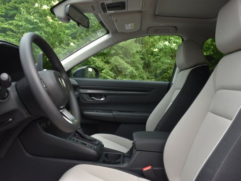 New 2026 Honda CR-V EX image 13