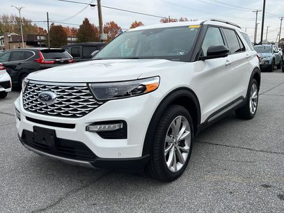 Used 2023 Ford Explorer Platinum w/ Technology Package