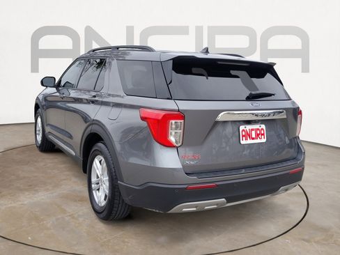 Used 2024 Ford Explorer XLT w/ Equipment Group 202A image 12