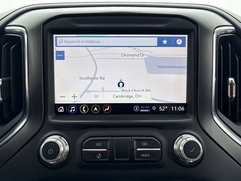 Used 2021 GMC Sierra 1500 AT4 w/ Technology Package image 18