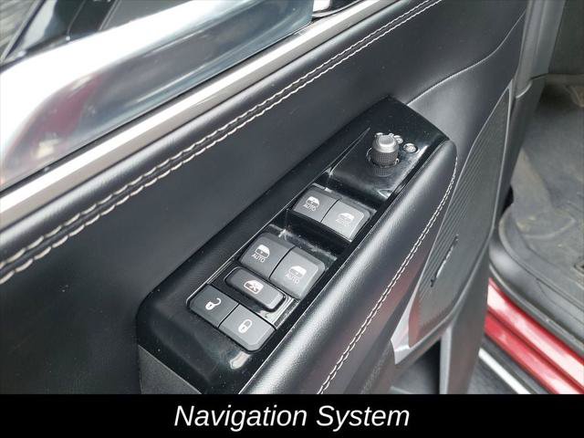 Certified 2022 Jeep Wagoneer Series II AWD/4WD image 15