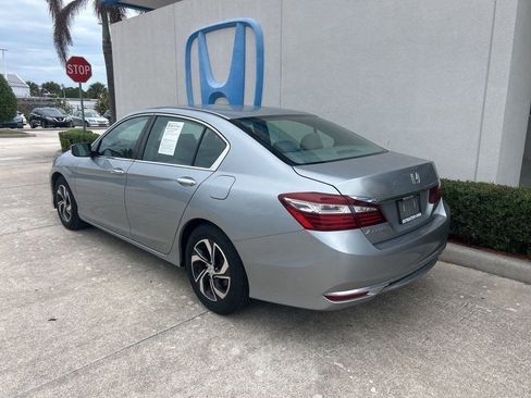 Used 2017 Honda Accord LX image 6