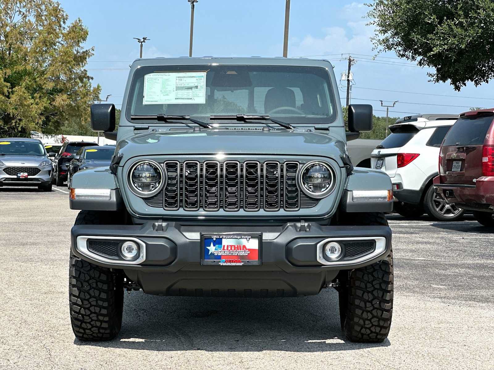 New 2026 Jeep Gladiator Sport AWD/4WD image 10