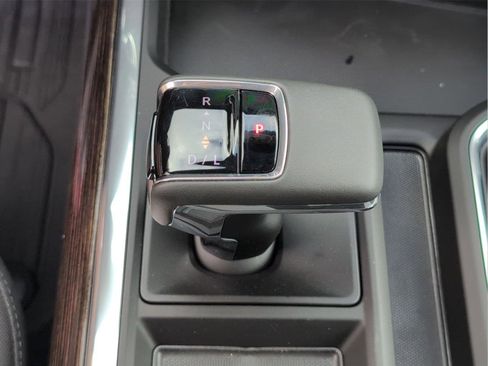 New 2026 GMC Sierra 1500 Elevation image 25