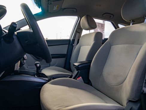 Used 2013 Kia Forte EX image 13