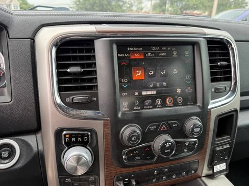 Used 2016 RAM 1500 Laramie w/ Convenience Group AWD/4WD image 21