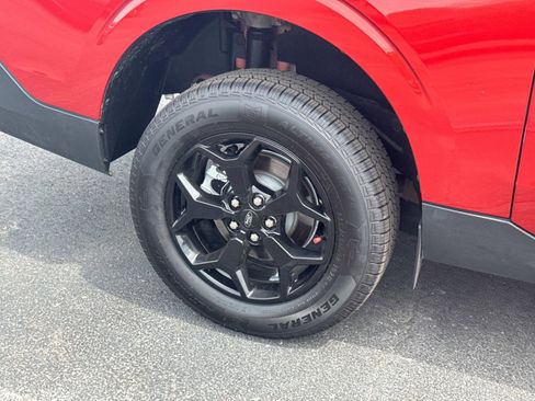 Used 2022 Ford Maverick Lariat w/ Lariat Luxury Package image 11