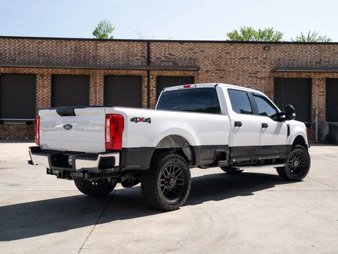 Used 2017 Ford F350 XL w/ Power Equipment Group AWD/4WD image 2
