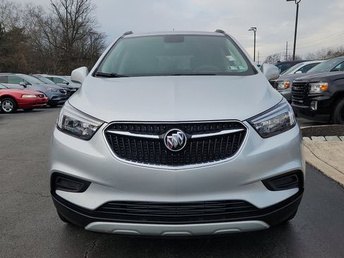 Used 2022 Buick Encore Preferred w/ Safety Package image 2