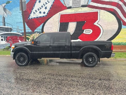 Used 2016 Ford F250 Lariat AWD/4WD image 2