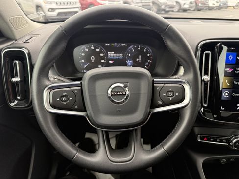 Used 2020 Volvo XC40 T5 Momentum w/ Protection Package AWD/4WD image 20