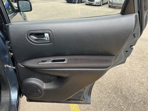 Used 2013 Nissan Rogue S w/ Special Edition Pkg AWD/4WD image 26